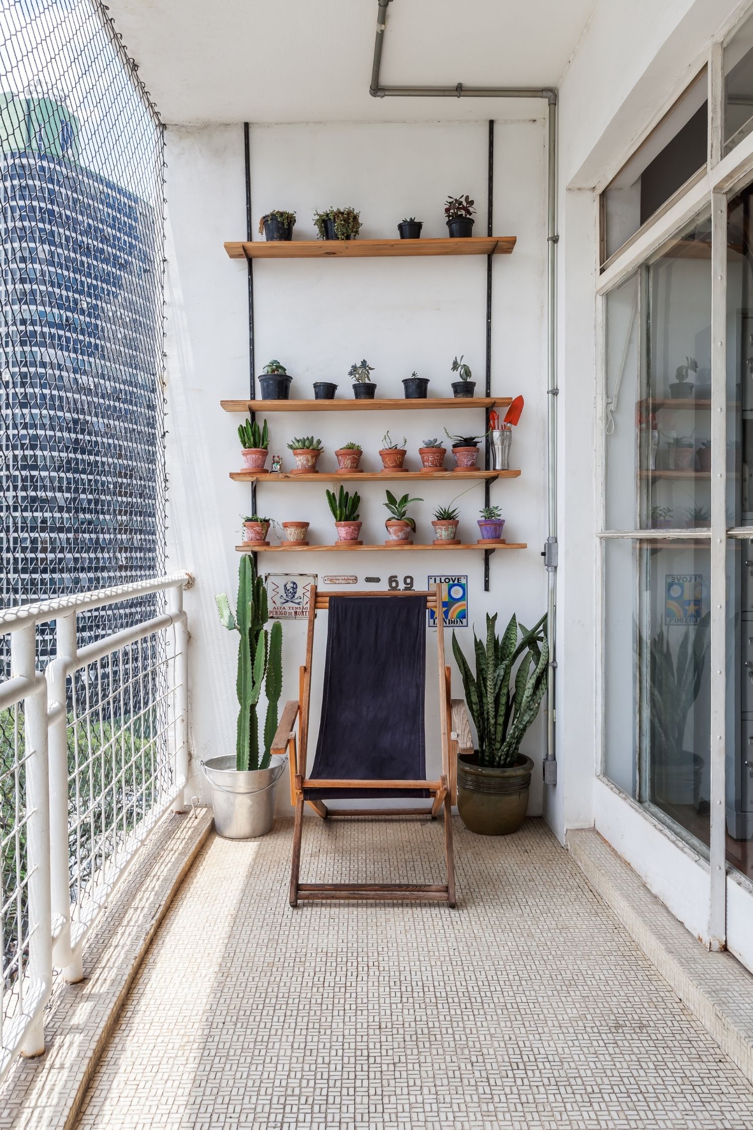 Decoração Zen para Varandas Pequenas: Plantas e Acessórios