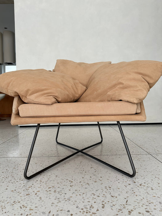 dicas para escolher a melhor poltrona de couro camurça