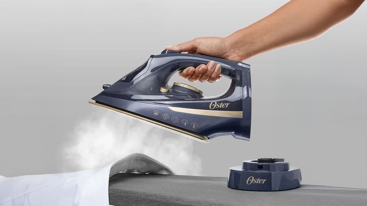 1. Ferro a Vapor vs. Ferro a Seco: Qual a Melhor Escolha para Você?
2. Guia Completo: Como Escolher o Ferro de Passar Roupa Ideal
3. Potência e Vapor: Entenda a Importância para um Ferro Eficiente
4. Durabilidade e Manutenção: Dicas para Conservar seu Ferro de Passar
5. Comparativo: Os Melhores Ferros de Passar Roupa do Mercado
