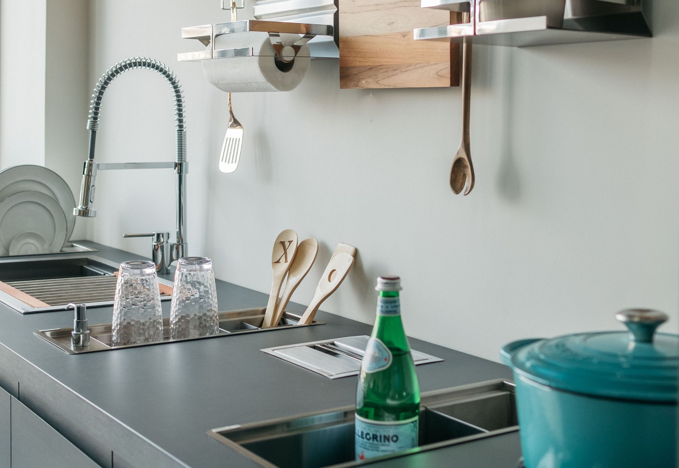 Design de Cozinha Industrial: Zonas Funcionais para Máxima Eficiência