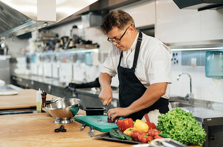 Vigilância Sanitária: O Que Todo Restaurante Precisa Saber para Evitar Multas