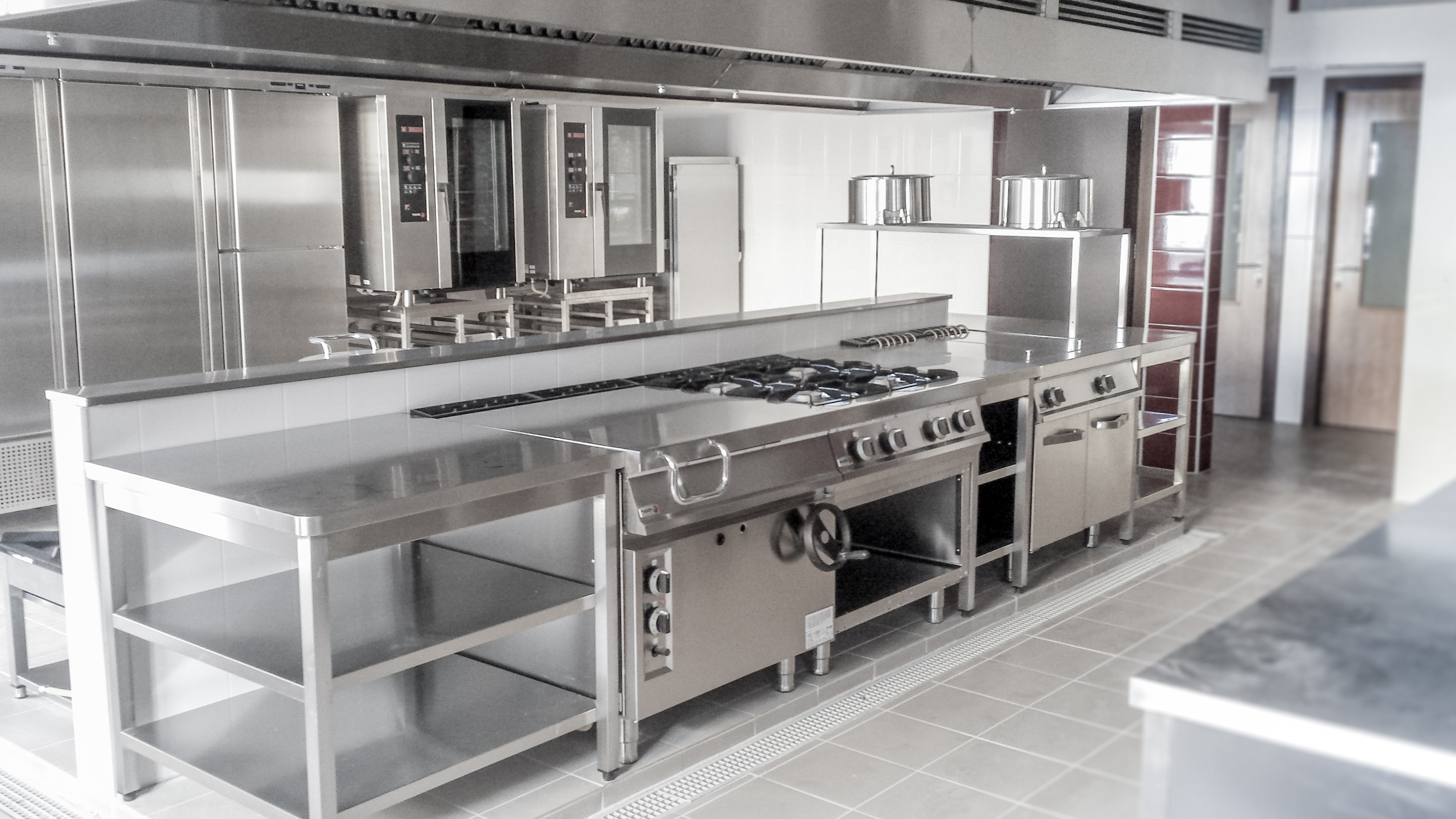 Checklist Essencial para Abertura e Fechamento de Cozinhas Profissionais