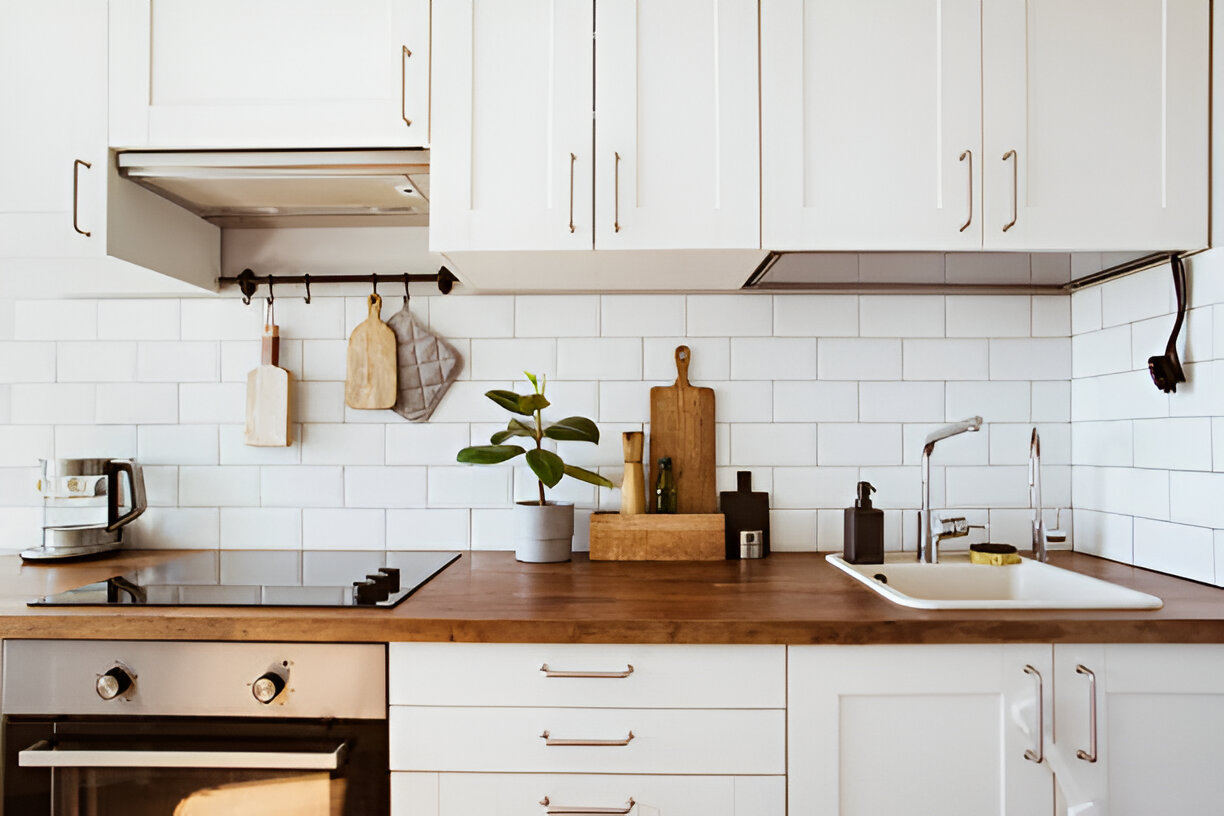 Guia completo para organizar armários de cozinha eficientemente