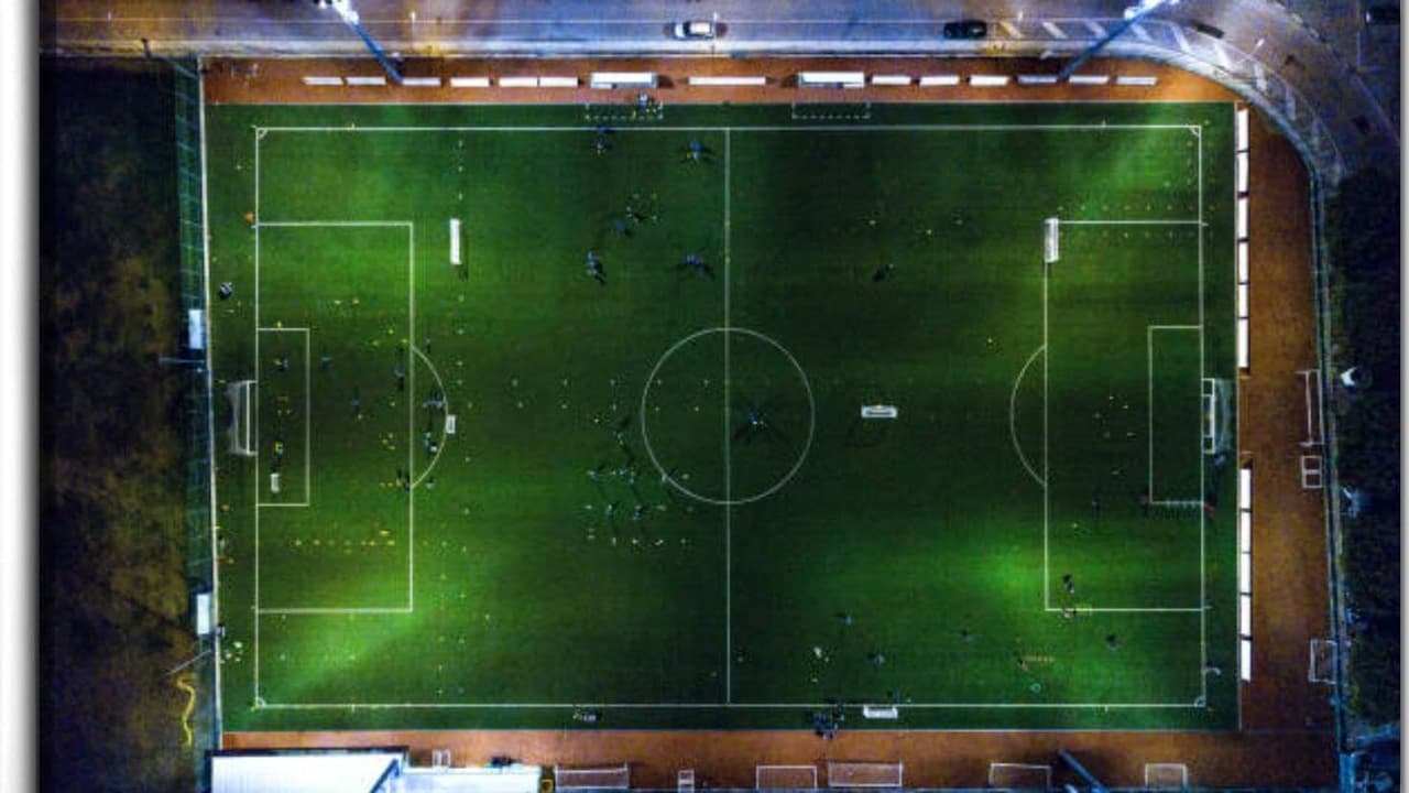 Guia Completo: Construindo um Campo de Futebol Padrão FIFA