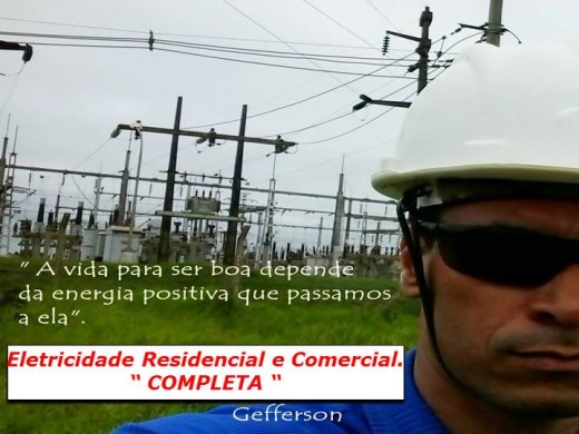 Como Escolher o Melhor Curso de Eletricista: Presencial vs. Online