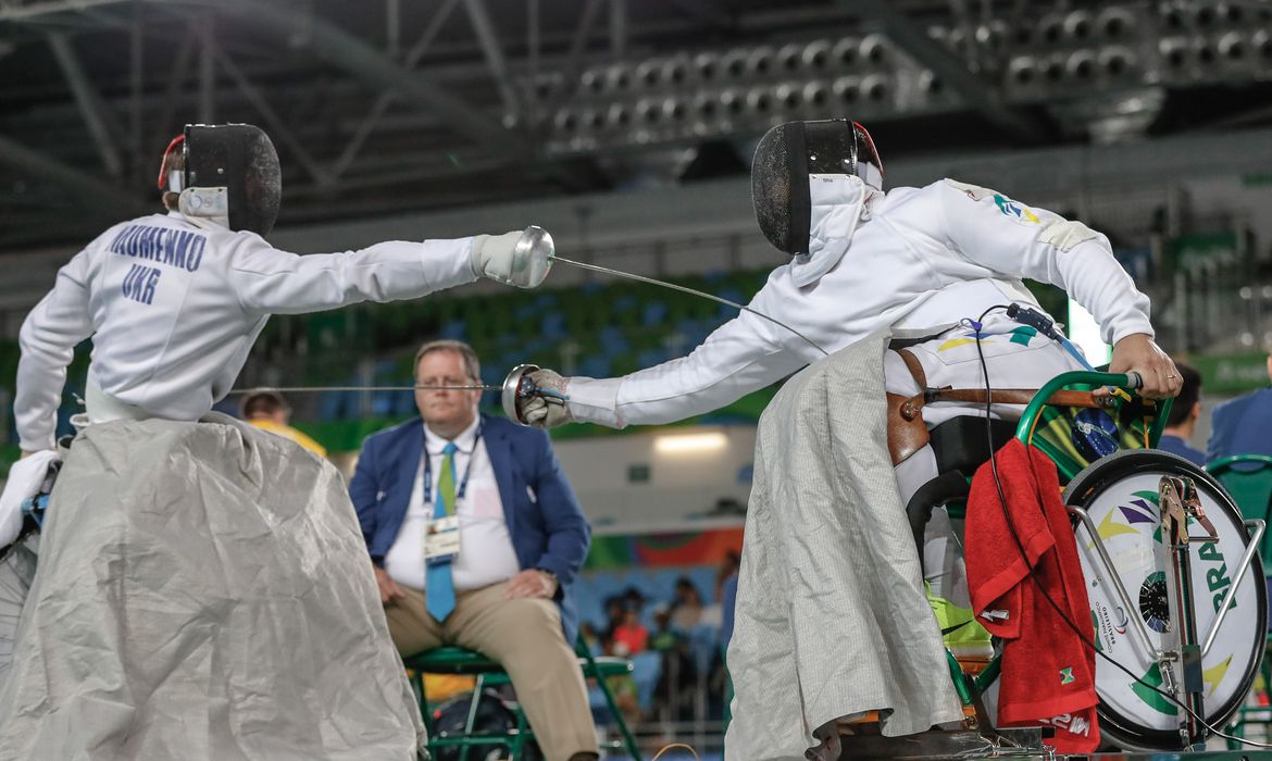 Como Iniciar na Esgrima em Cadeira de Rodas no Brasil
