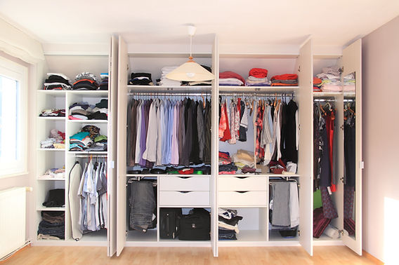 ideias criativas para organizar closet pequeno