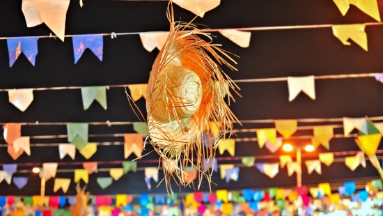 festas populares e brincadeiras
