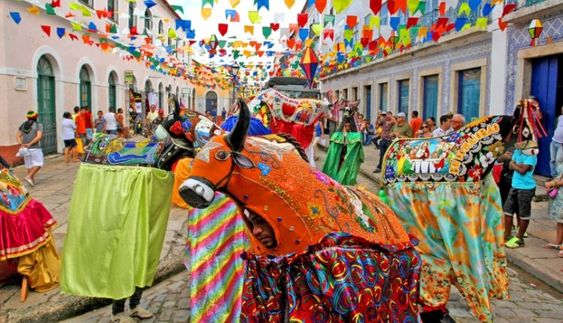 As Brincadeiras de Rua que Marcaram Gerações