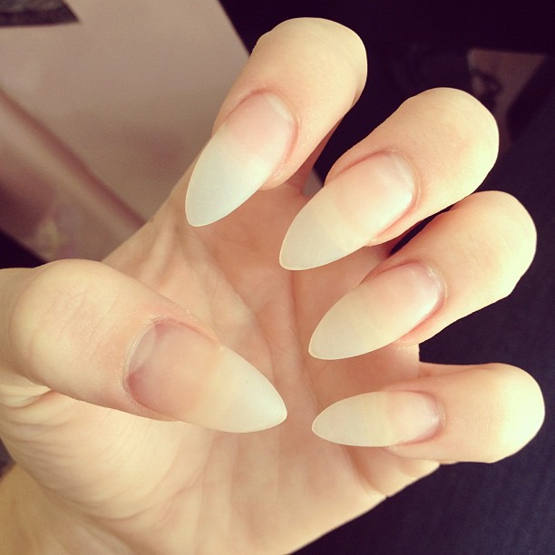 formato de unha stiletto