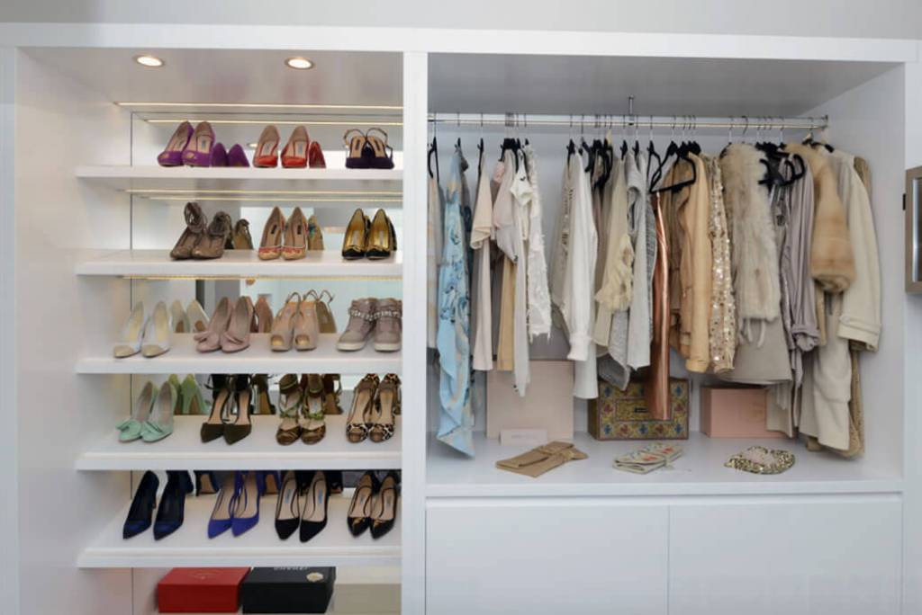 inspiração closet aberto barato pequeno