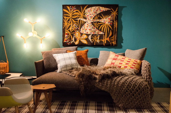 ideias de decoração com almofadas coloridas para sala pequena