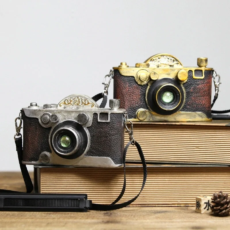 DIY Avançado: Transforme sua Câmera Antiga em uma Peça de Arte Funcional