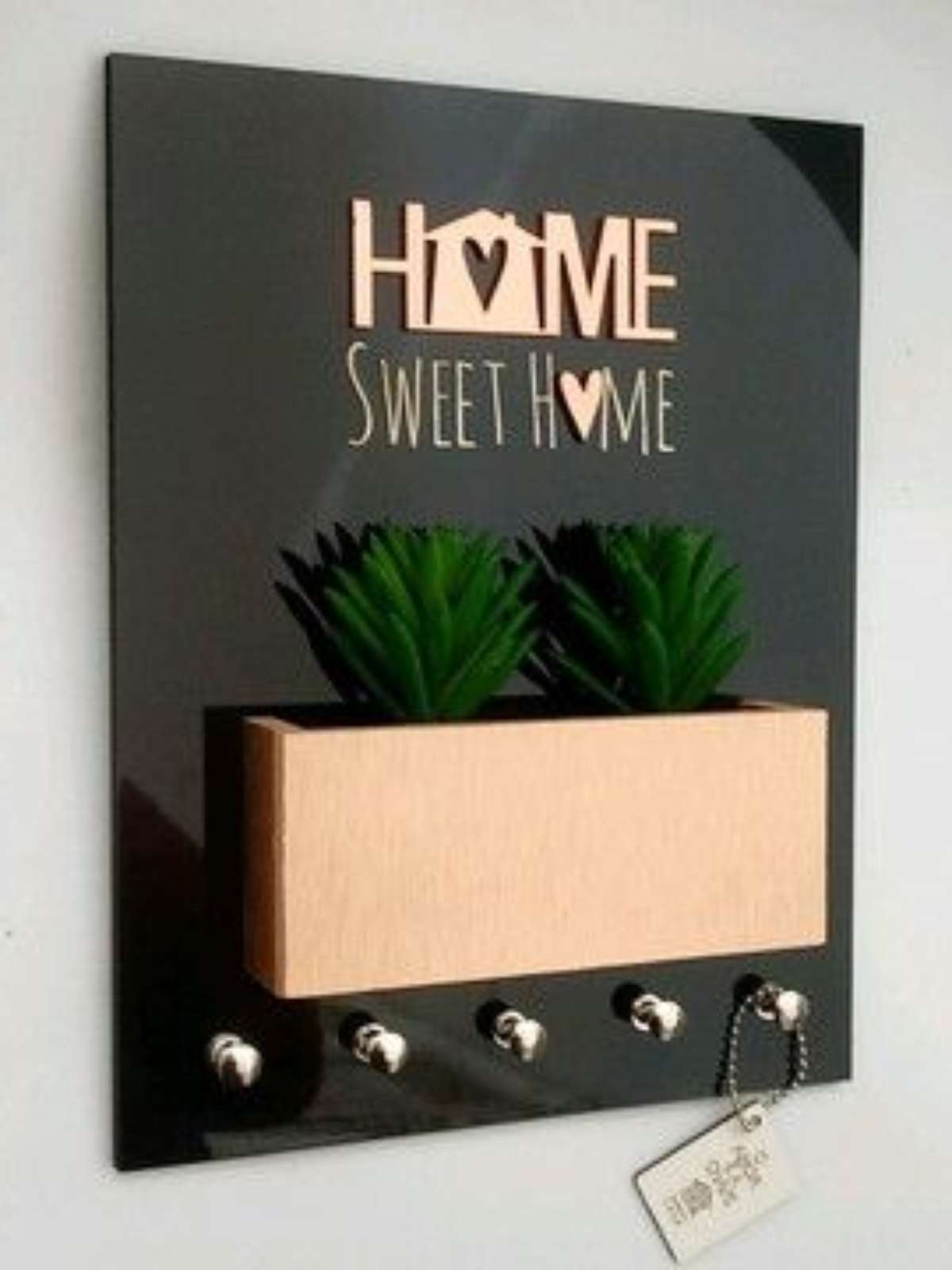 ideias de decoração com chaves antigas para sala