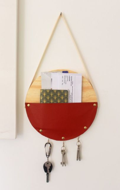 ideias de decoração com chaves antigas para sala