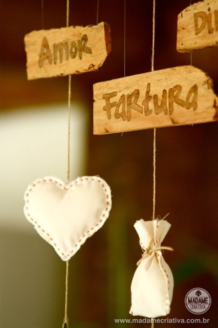 decoração de ano novo barata vs luxuosa