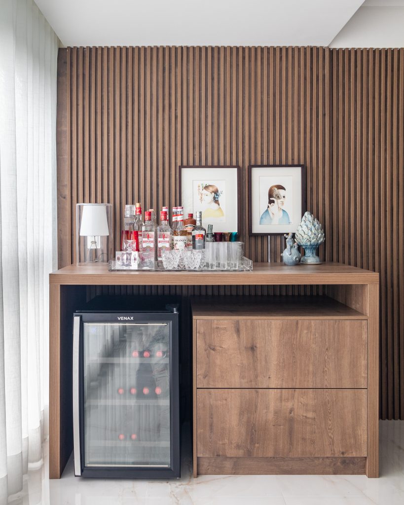 Decoração Rústica Industrial para Bares: Materiais e Dicas Essenciais