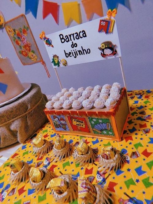 Brincadeiras e Músicas para Animar sua Festa Agostina