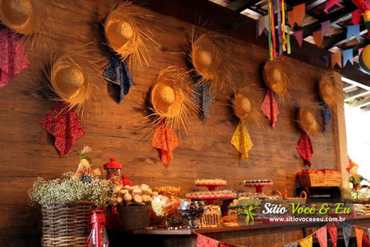 decoração festa são joão barata vs cara