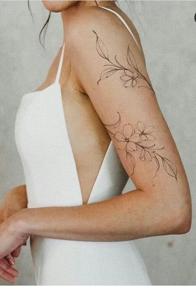 ideias de tatuagens minimalistas e delicadas