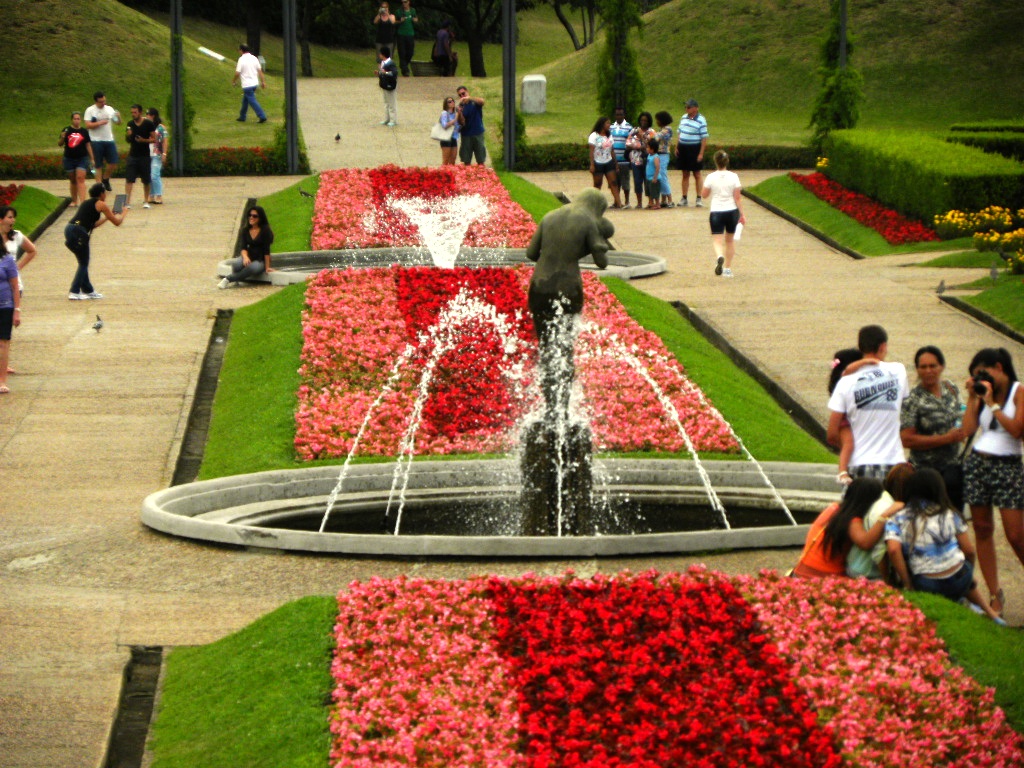 Arquitetura e Dicas de Visitação
3. O Que Encontrar na Estufa do Jardim Botânico de Curitiba: Flora e Cenário
4. Regras e Curiosidades: Tudo Sobre a Visita à Estufa do Jardim Botânico
5. Como Chegar e Aproveitar ao Máximo a Estufa do Jardim Botânico de Curitiba