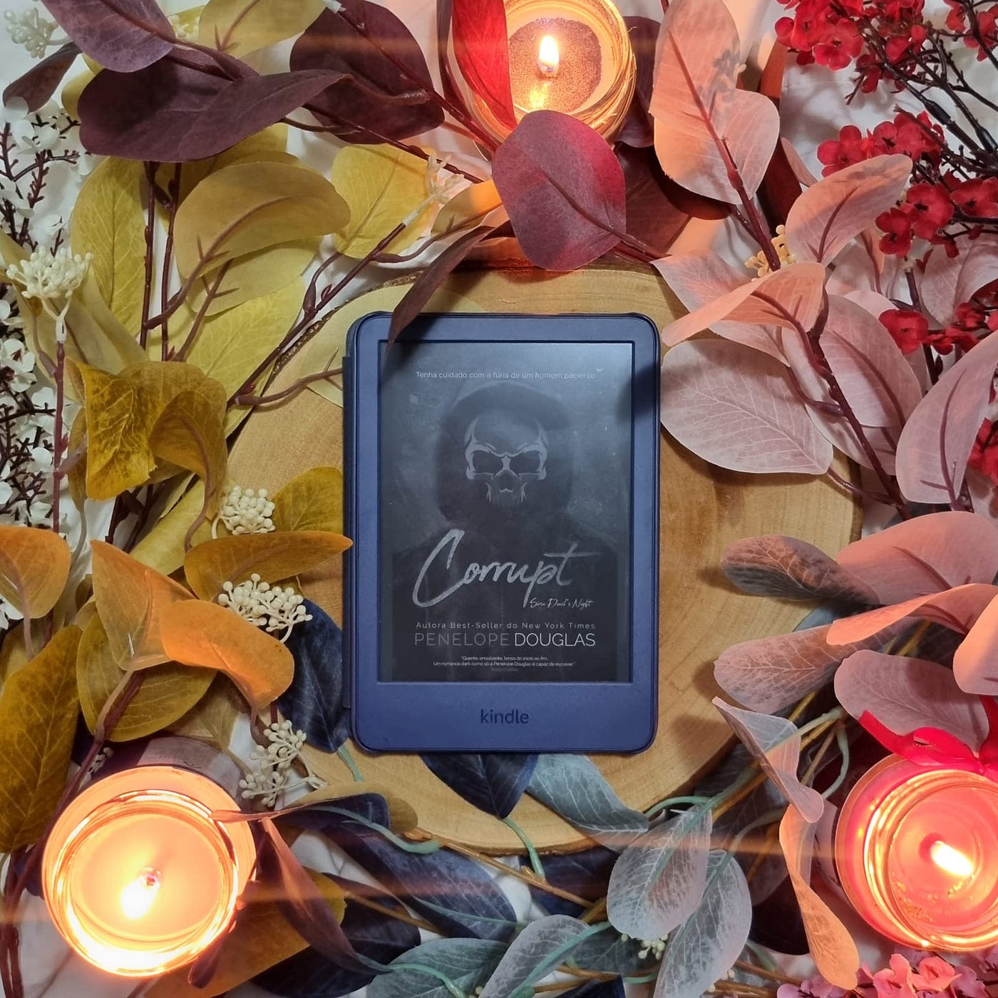 5 ideias de títulos:
1. Guia Completo do Romance Dark: Temas