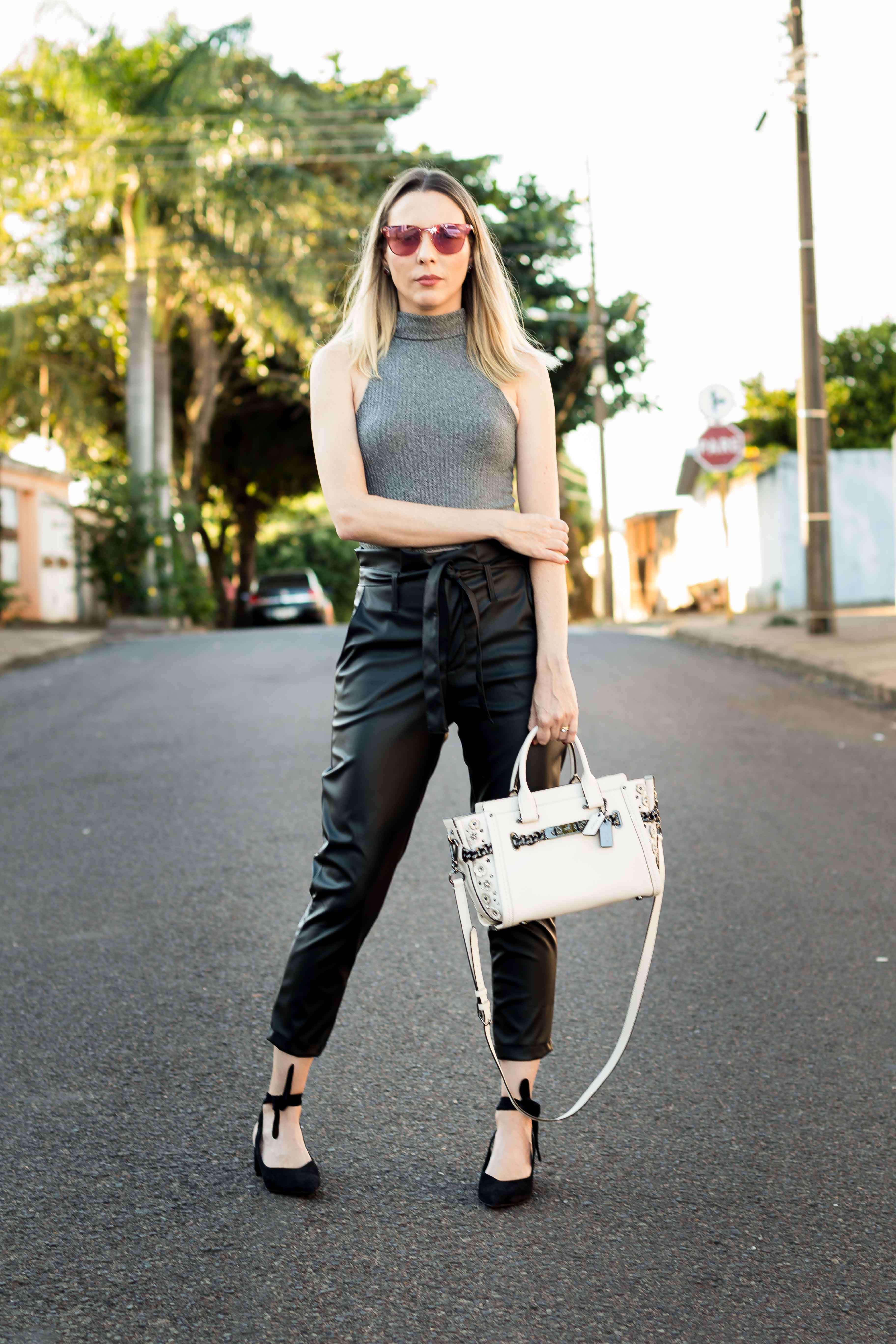 Do Escritório ao Happy Hour: Looks com Calça Clochard para o Trabalho