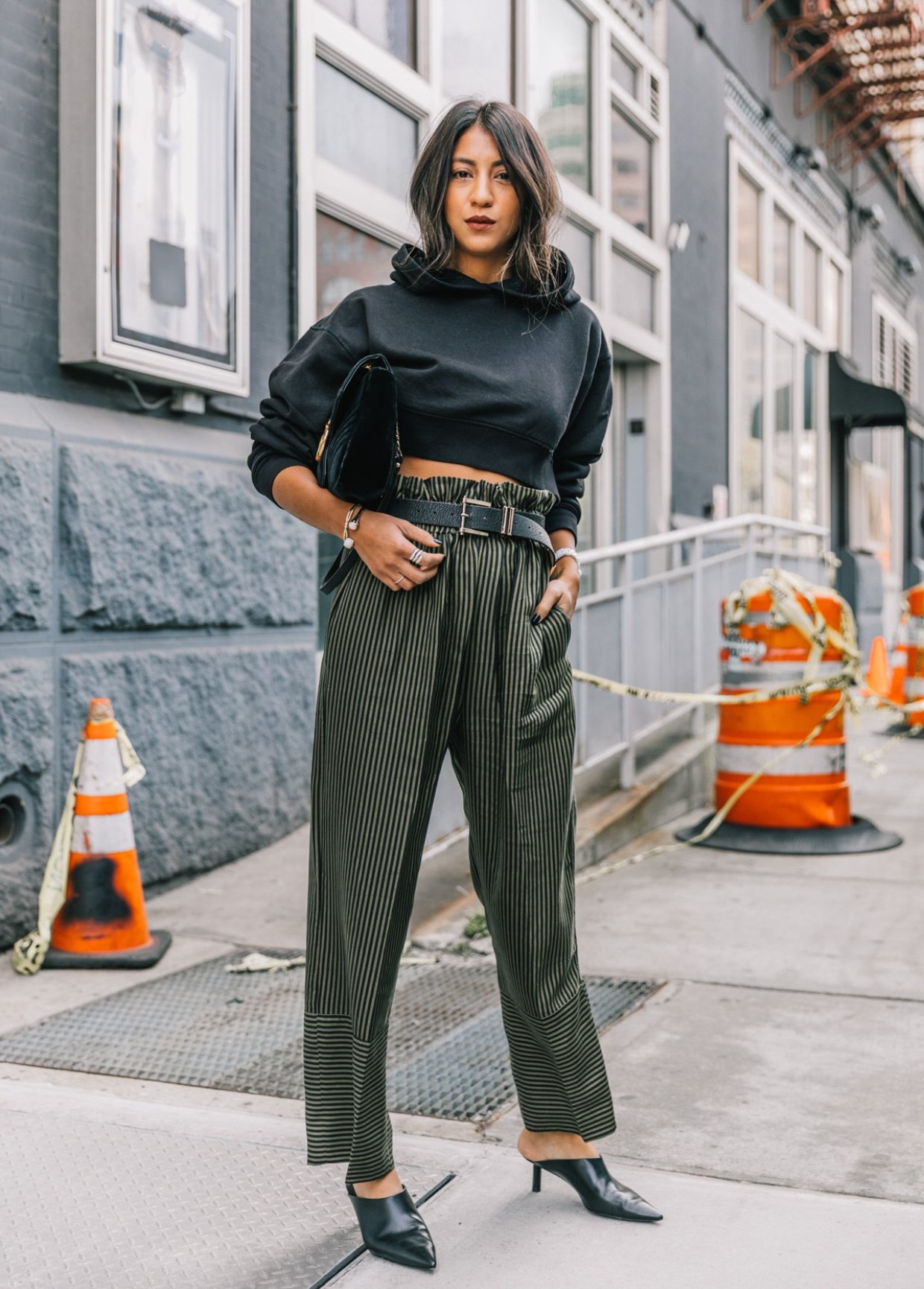 Acessórios Essenciais para Complementar Sua Calça Clochard