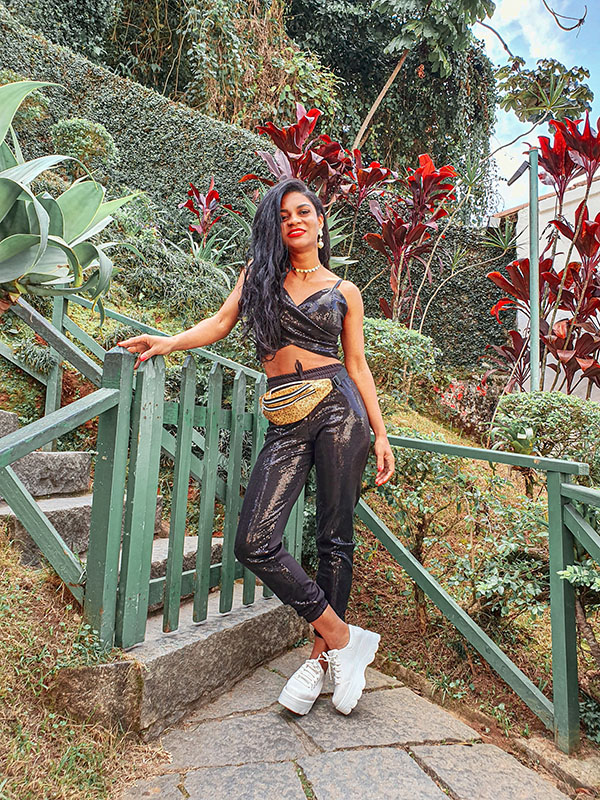 looks com calça jogger feminina
