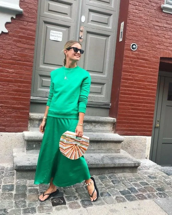 looks com chinelo slide