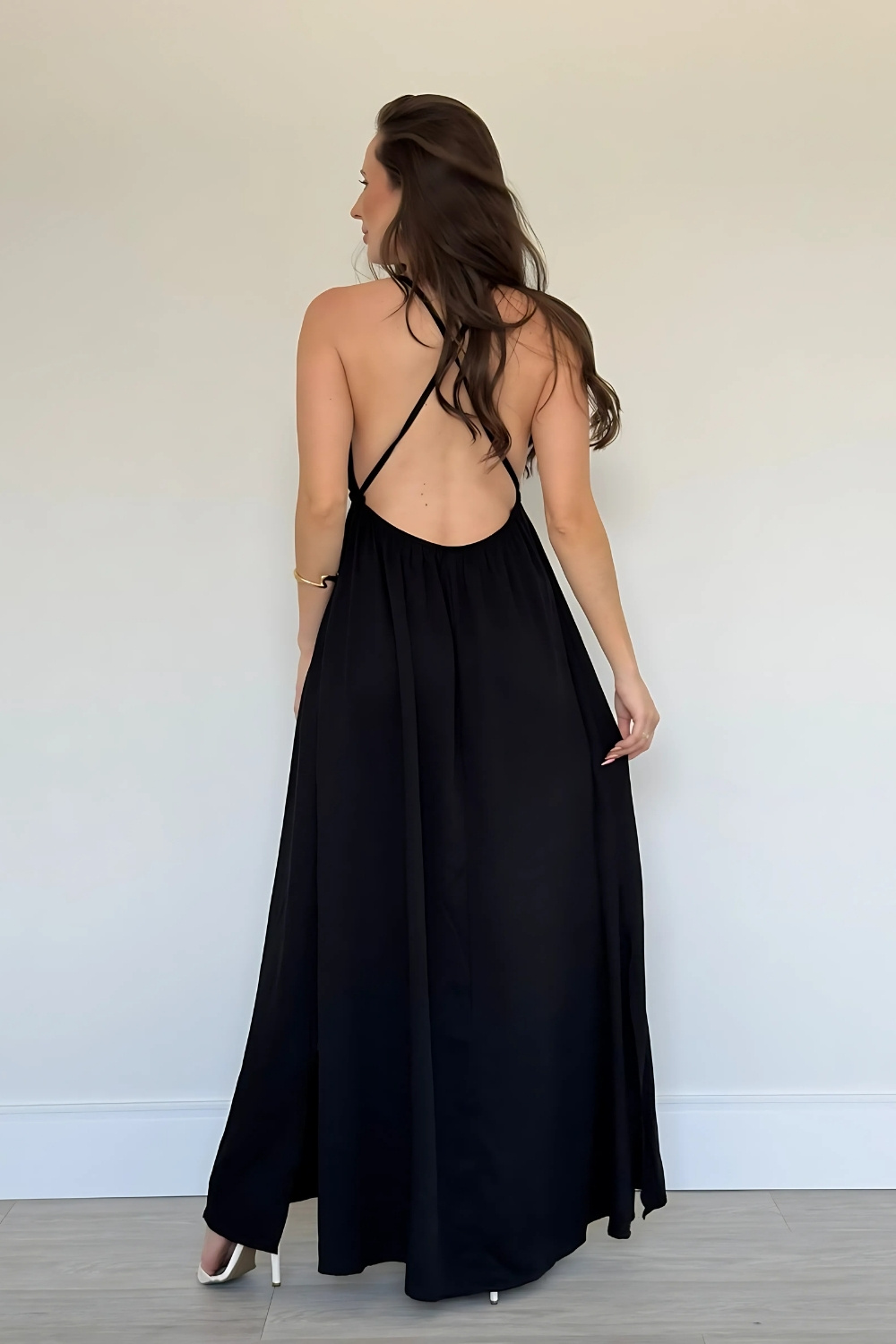 Como Escolher o Sutiã Perfeito para Vestidos com Costas Nuas