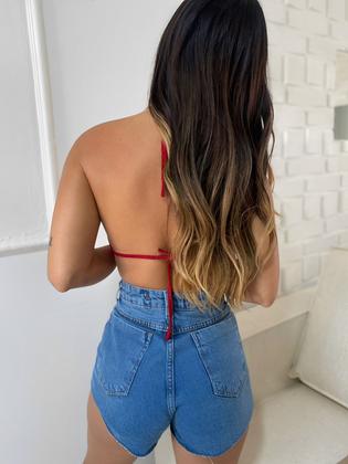 Tendências de Moda Praia com Decote nas Costas para o Verão