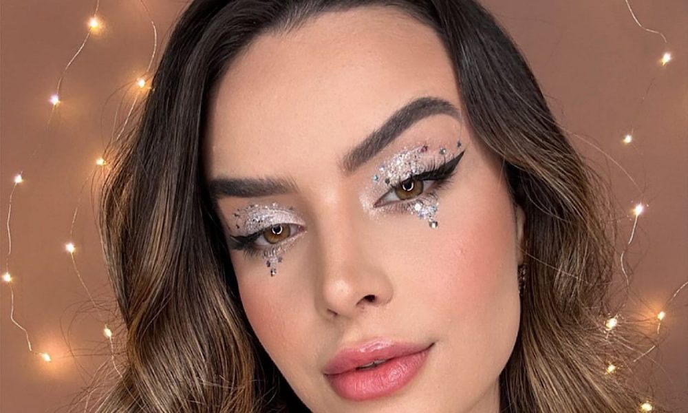 Maquiagem de Gatinha: Dicas para Fazer Durar o Dia Todo no Calor