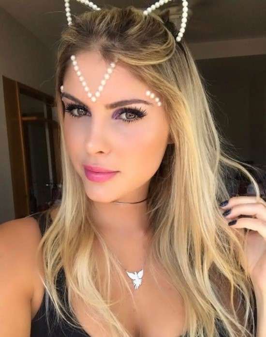 Penteados Criativos para Combinar com Orelhinhas de Gato no Carnaval