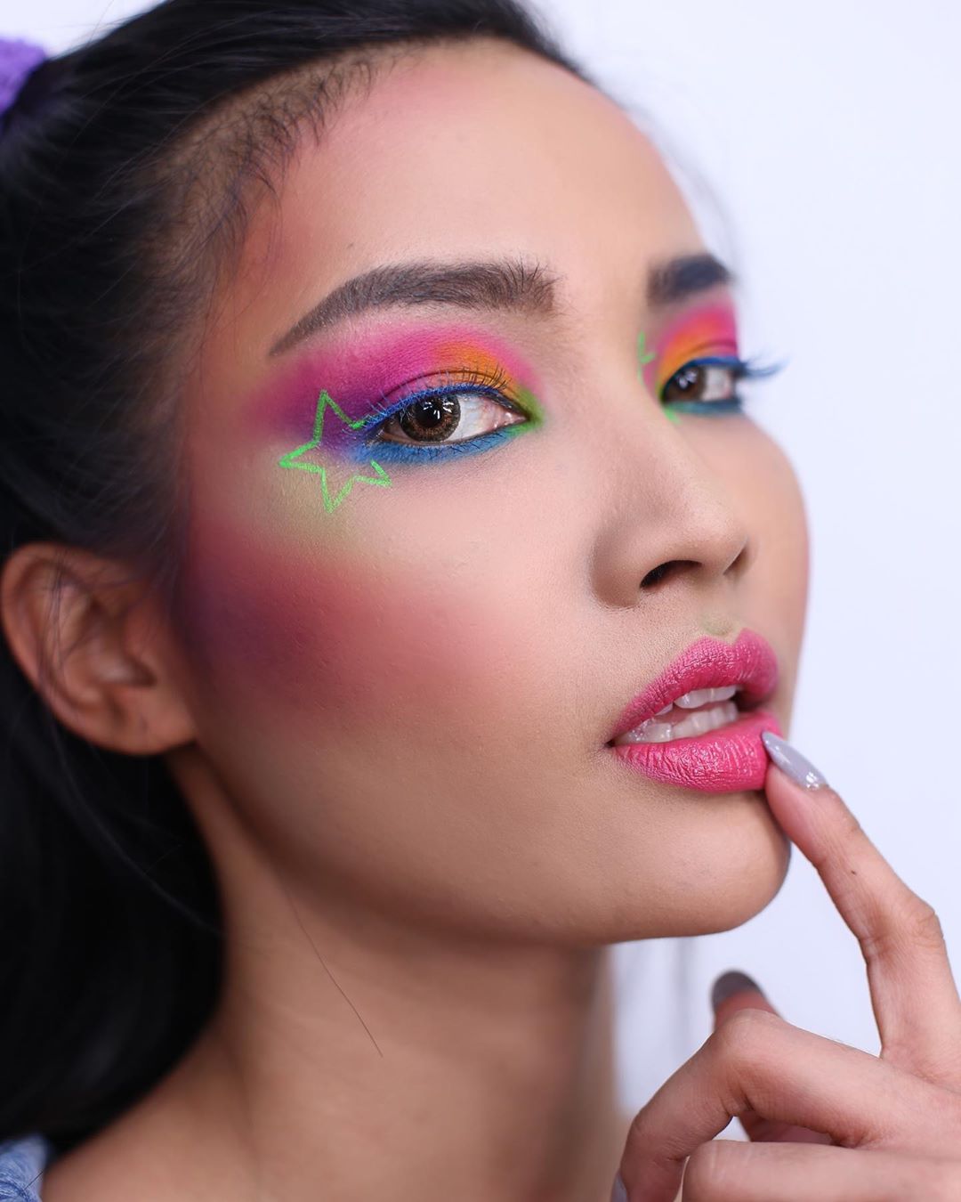 maquiagem neon para festa