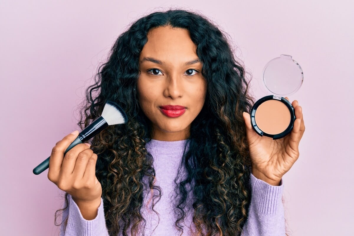 Dicas de Maquiagem para Lábios e Olhos: Proteção e Beleza nos Dias Gelados