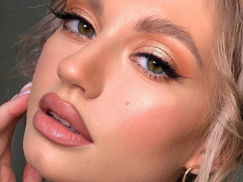 Maquiagem de Noiva Civil DIY: Produtos Essenciais e Técnicas Básicas