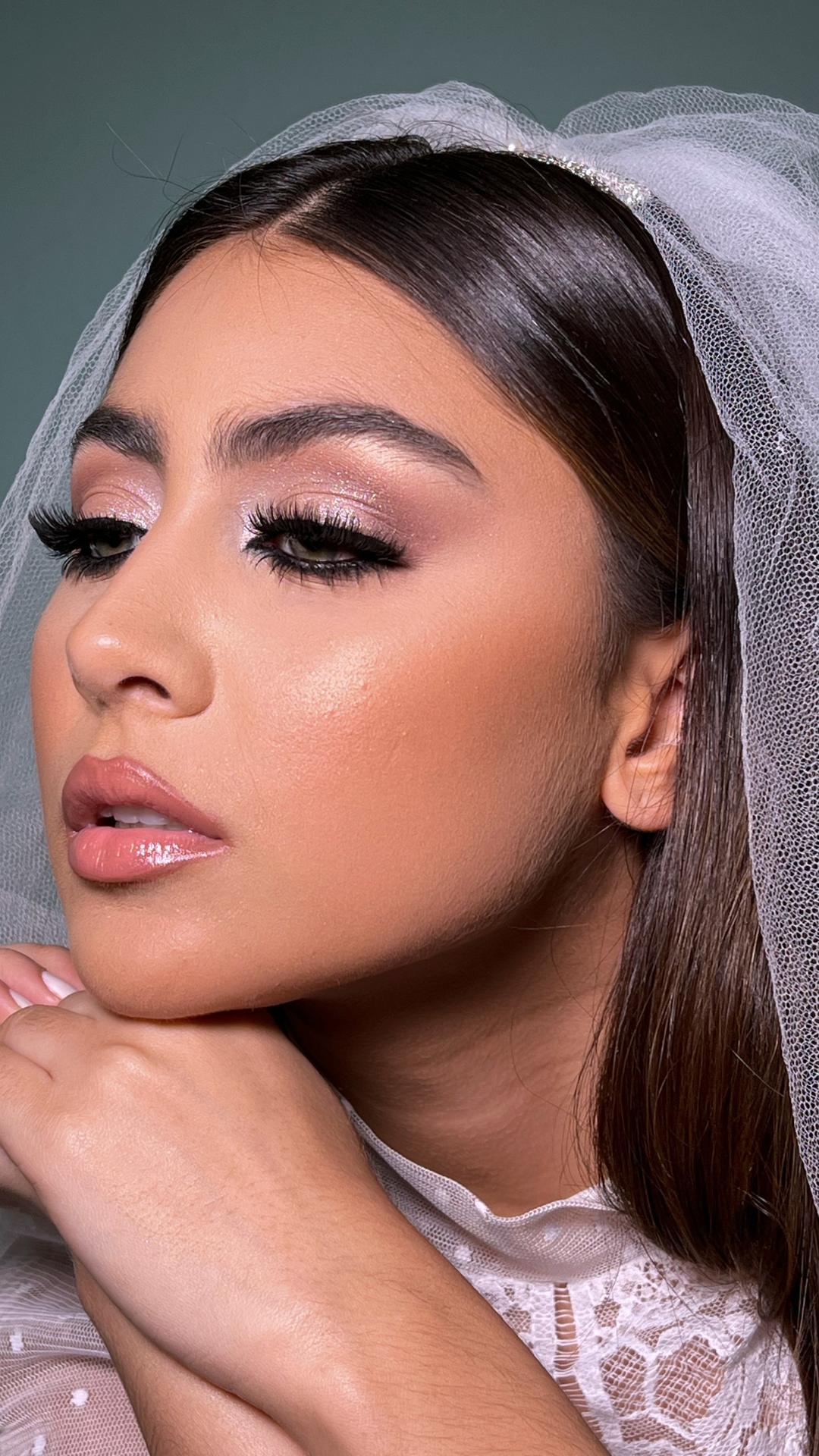 Top 5 Bases de Cobertura Leve para Maquiagem de Noiva Natural