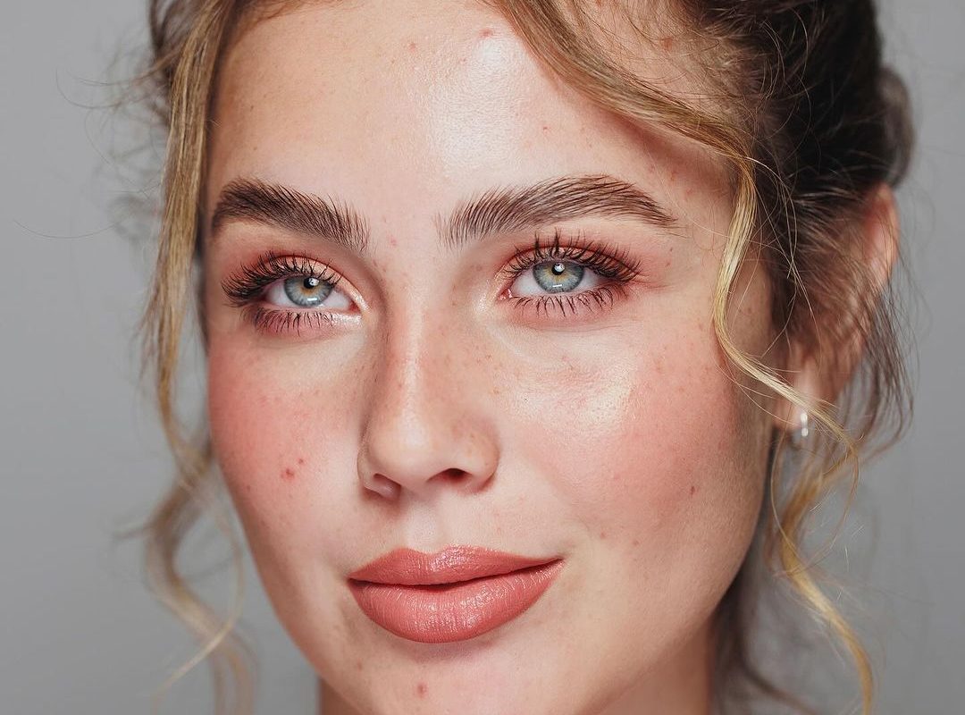 Como Escolher o Batom Nude Perfeito para o Seu Tom de Pele no Casamento Civil