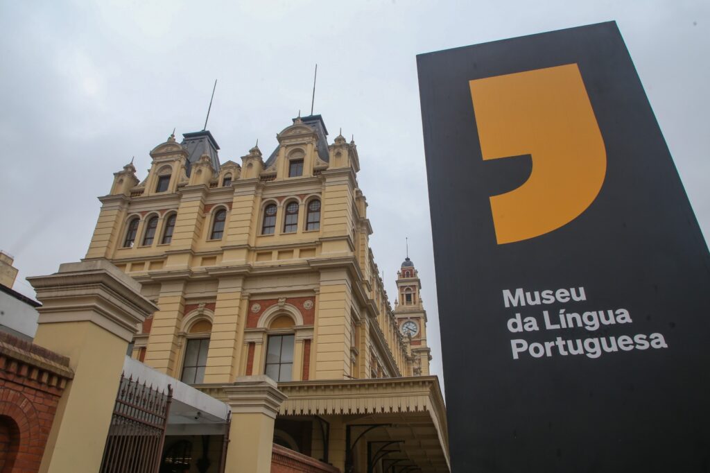 Dicas de Transporte e Acesso ao Museu da Língua Portuguesa na Estação da Luz