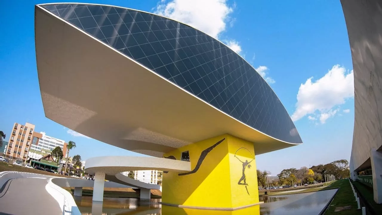 museu oscar niemeyer curitiba olho
