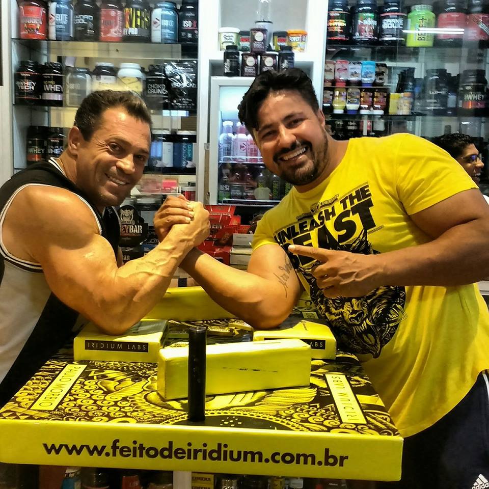 1. Guia Completo das Regras da Luta de Braço
2. As Técnicas Secretas dos Campeões de Luta de Braço
3. Como Começar a Praticar Luta de Braço: Equipamentos e Categorias
4. Faltas Comuns na Luta de Braço e Como Evitá-las
5. A História da Luta de Braço no Brasil e no Mundo