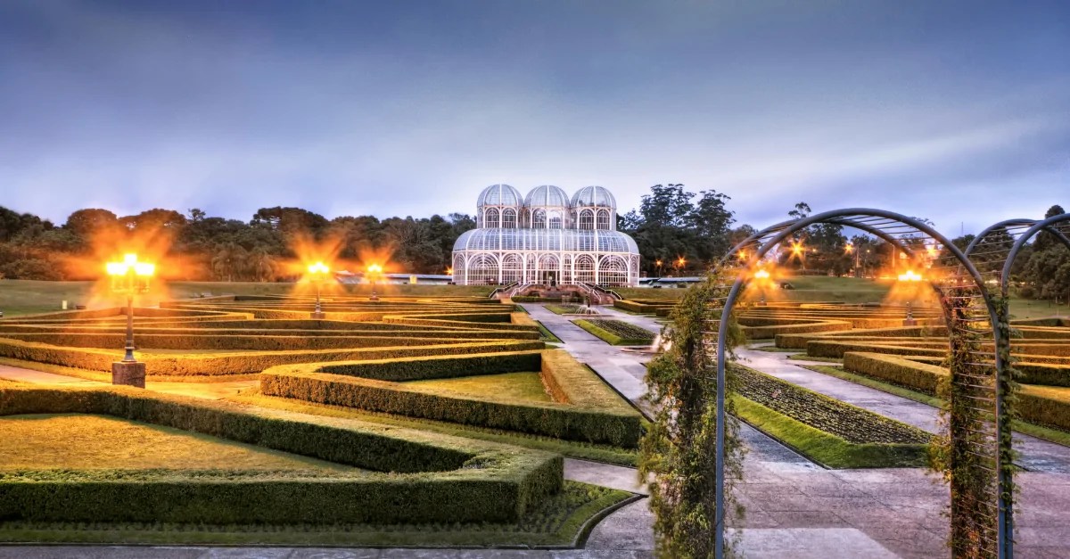 Guia Completo do Jardim Botânico de Curitiba: Atrações e Dicas
