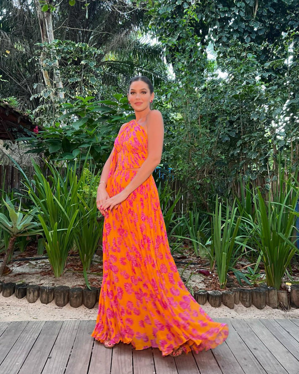 Acessórios Ideais para Complementar seu Look de Casamento na Praia