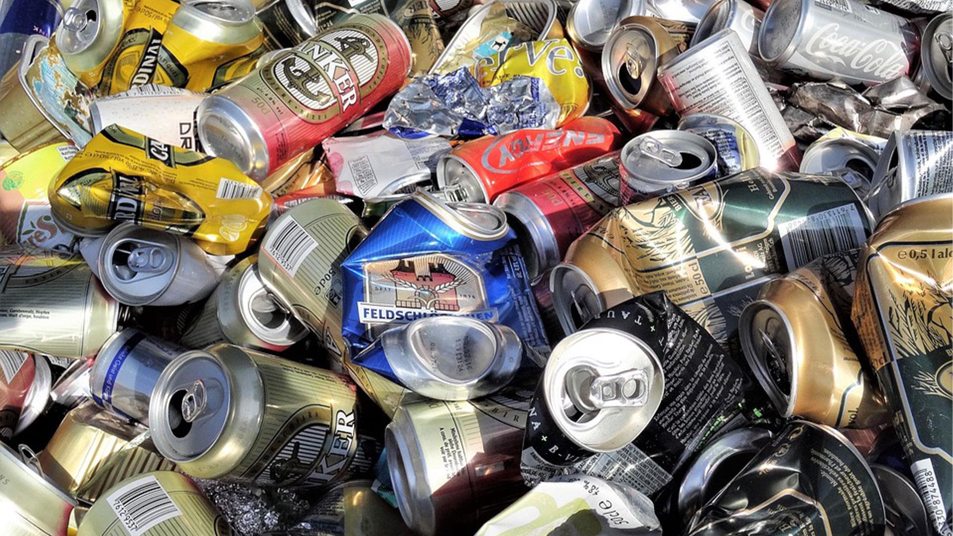 5 ideias de títulos:
1. Onde Vender Latinhas de Alumínio: Guia Completo para Maximizar seu Lucro
2. Preço da Latinha de Alumínio em 2026: Saiba Quanto Vale seu Material
3. Os Melhores Lugares para Vender Sucata de Alumínio na sua Região
4. Dicas Essenciais para Aumentar o Valor da sua Reciclagem de Latinhas
5. Cooperativas e Ecopontos: Alternativas para Vender Latinhas de Alumínio