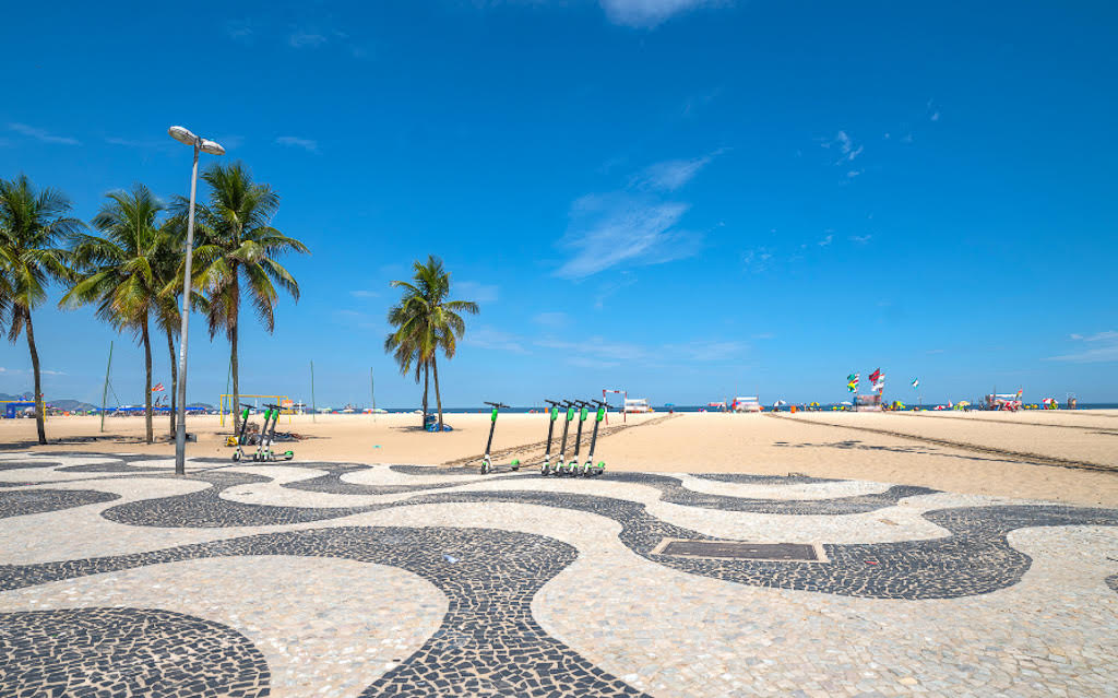 Além do Rio: Descobrindo o pôr do sol em Niterói