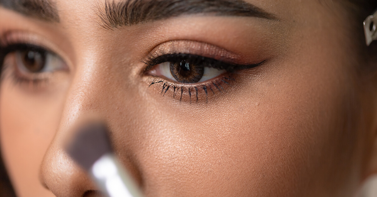 Como escolher o tom certo de contorno para sua pele