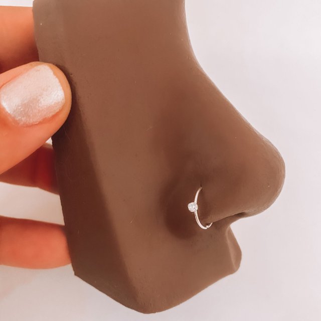 custo médio de piercing de nariz e joias de cicatrização