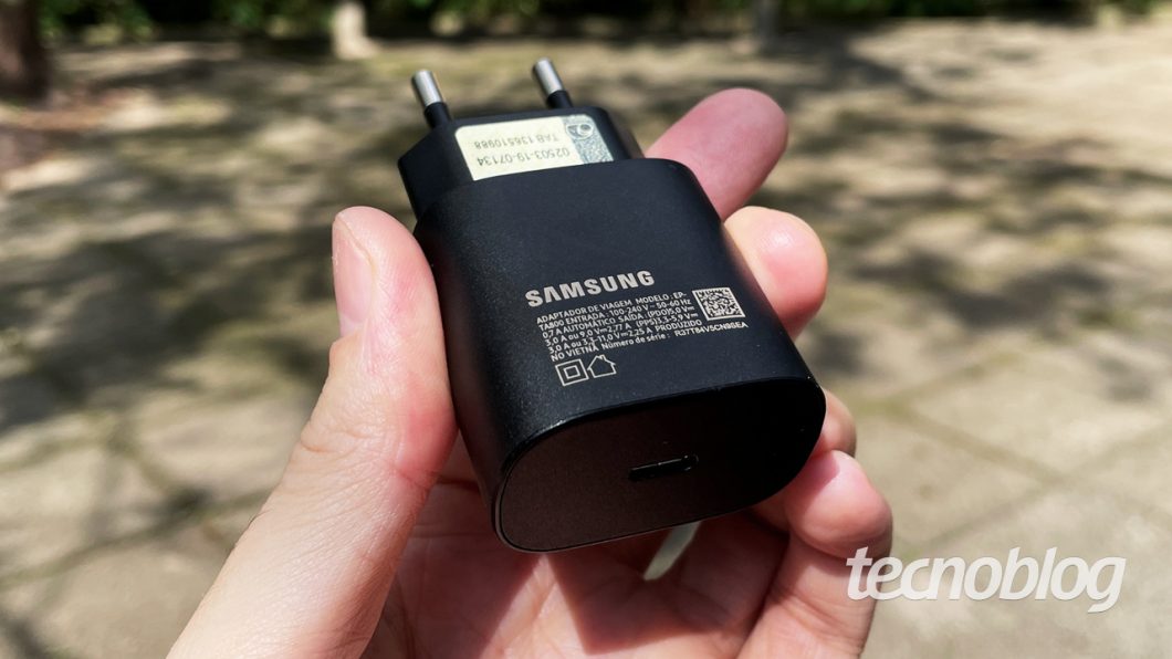 posso usar carregador de outra marca