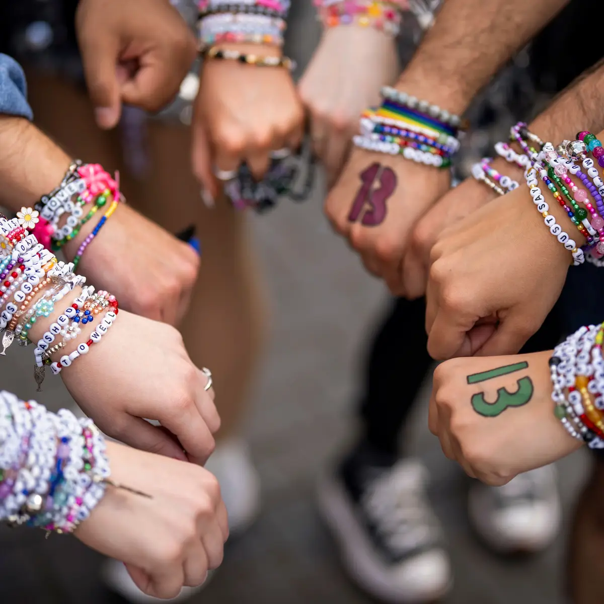 pulseira da amizade (taylor swift style)